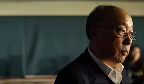 “廢太子”發(fā)文稱萬(wàn)隆違規(guī)關(guān)聯(lián)交易，雙匯系兩公司股價(jià)暴跌，萬(wàn)洲國(guó)際回應(yīng)指控不實(shí)