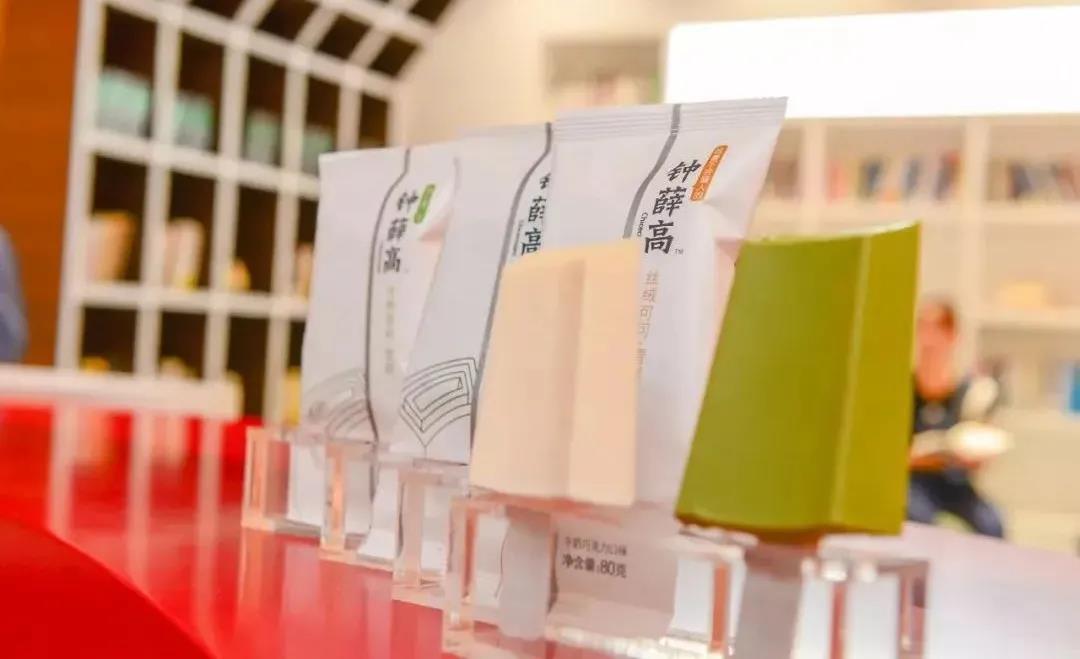 1632619848950110.jpg 1632619848950110.jpg