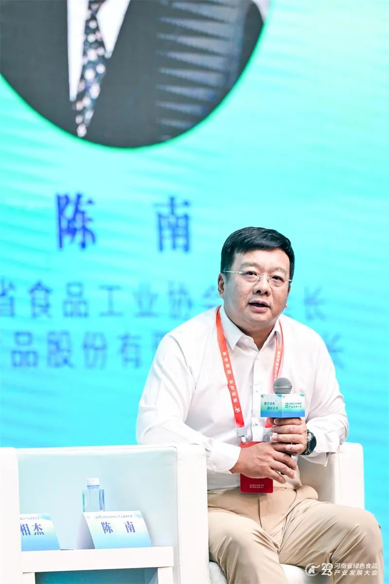 1688608702962305.jpg 1688608702962305.jpg