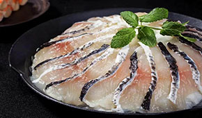 內(nèi)卷嚴(yán)重的黑魚片市場(chǎng)，誰(shuí)還有機(jī)會(huì)？